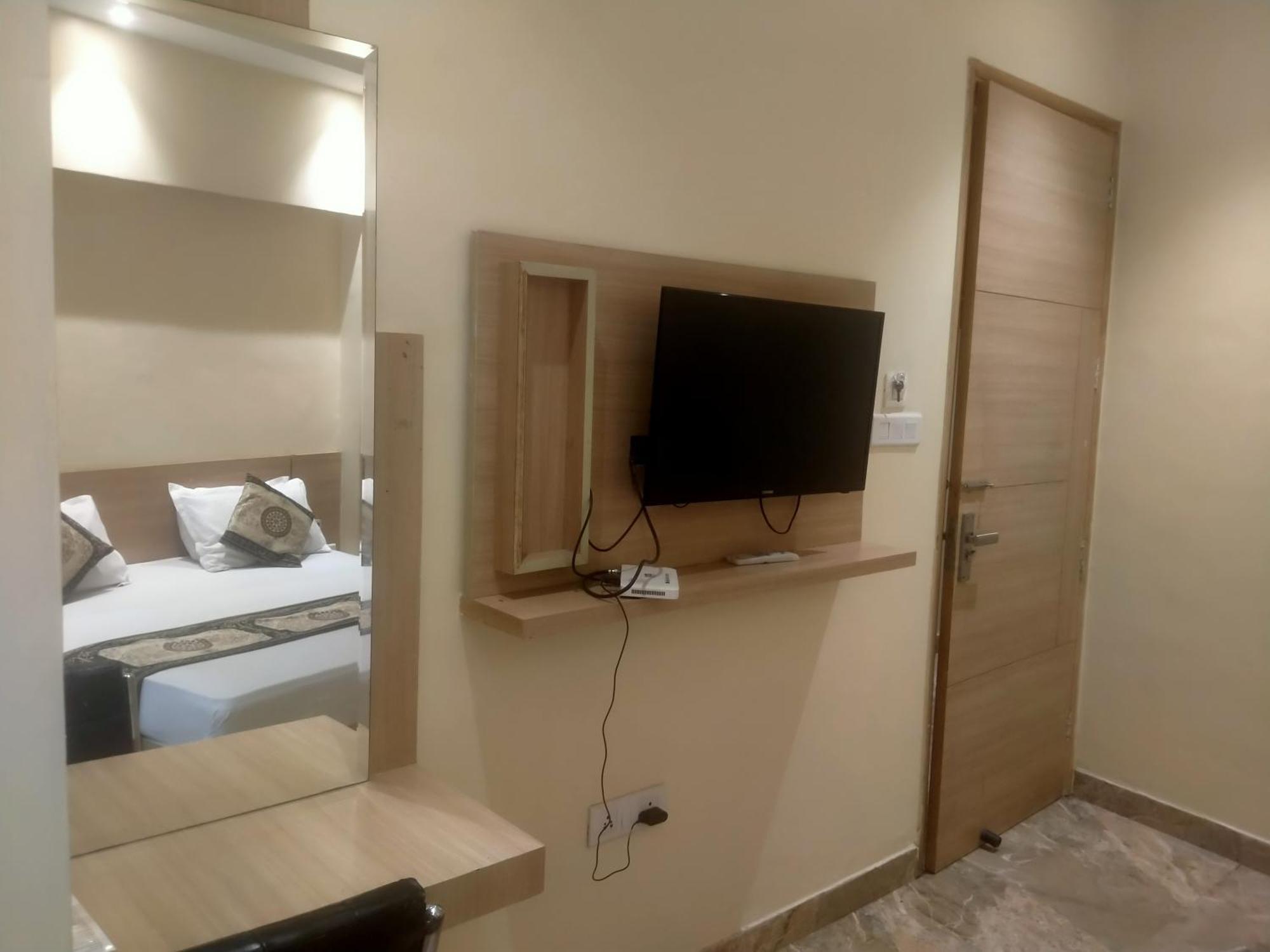 Hotel Tradition Heritage Walk Amritsar Bagian luar foto